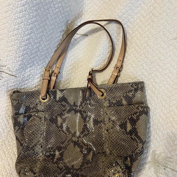 Michael Kors Jet Set Python Bag - Picture 2 of 10